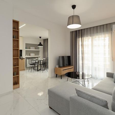 Twin Superior Suites Thessaloniki Exterior photo