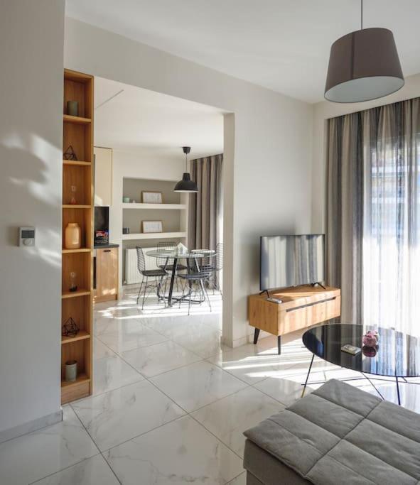 Twin Superior Suites Thessaloniki Exterior photo