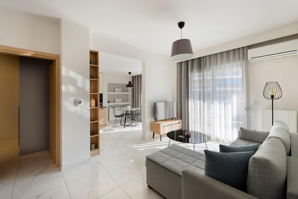 Twin Superior Suites Thessaloniki Exterior photo