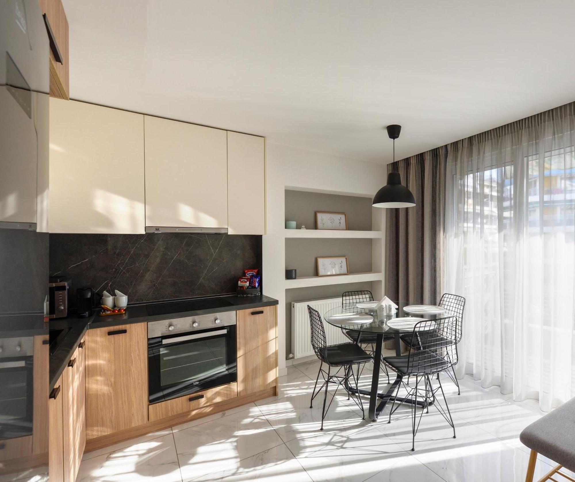 Twin Superior Suites Thessaloniki Room photo